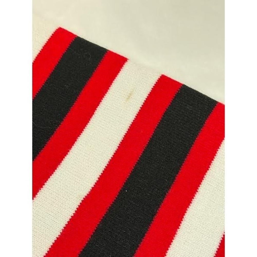 Chicago Blackhawks Red Knit Stripe Fringe Scarf NHL Fan Gear Acrylic Blend - Picture 5 of 6